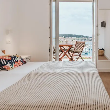 بيت ضيافة Anatota Hvar هفار