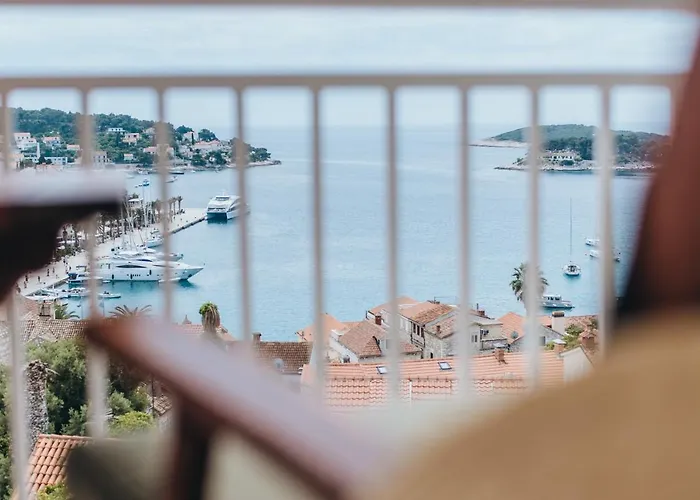 Gasthuis Anatota Hvar