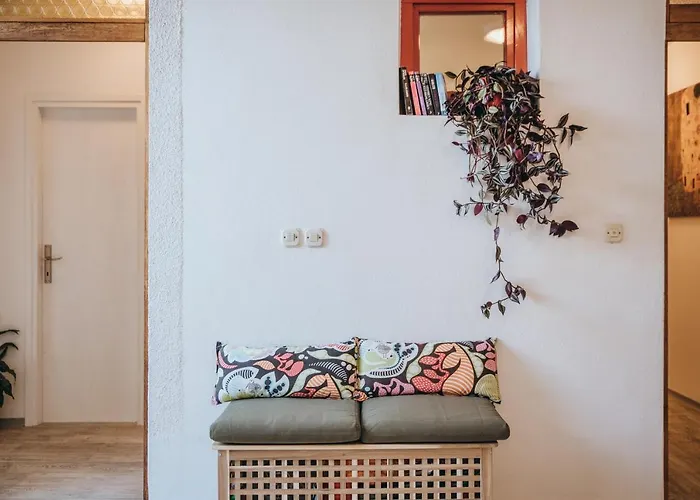 Anatota Hvar Gasthuis 4*