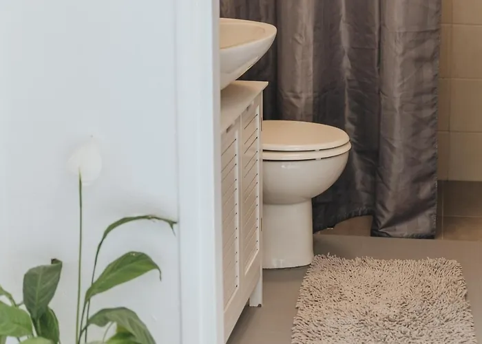 Anatota Hvar Affittacamere 4*